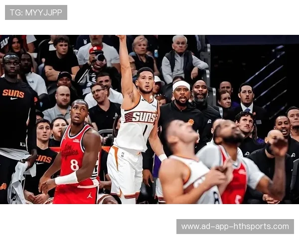 太阳靠布克高效得分,凤凰攻势如潮水般涌起