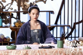 华体会平台下载-赫罗纳年轻球员表现亮眼带动节奏，赫罗纳篮球俱乐部老板